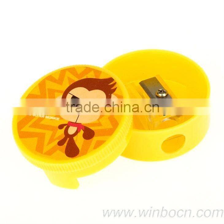 Round shape kids plastic pencil sharpener
