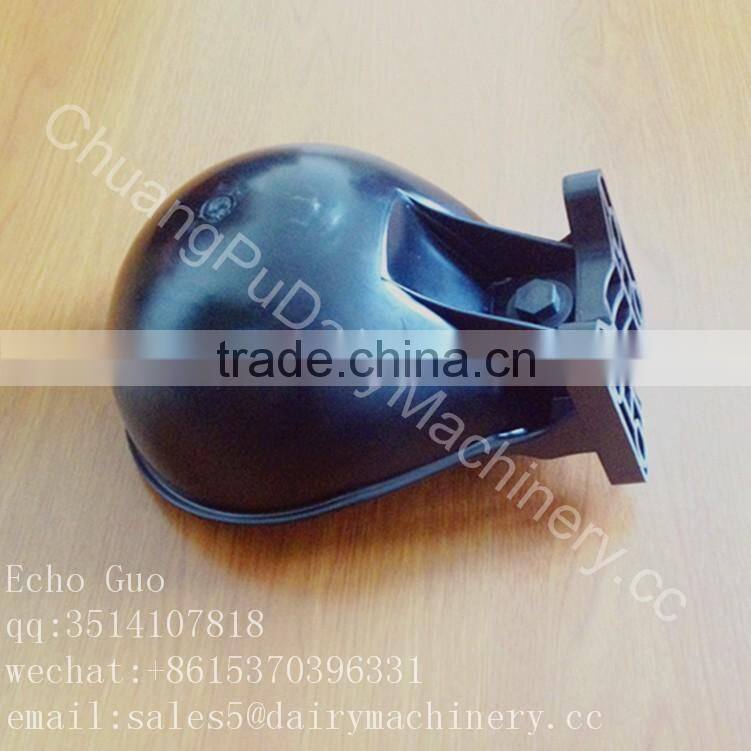 Poly Ethylene Cow Milking Bowl / Automatic Drinking Bowl