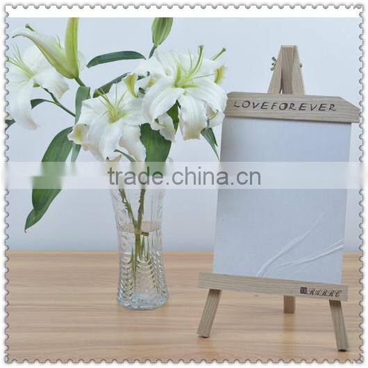 Customized cheap new fashion easel shape wooden photo frame for table