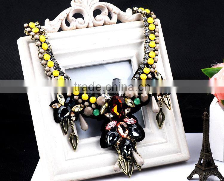 Good jewelry necklace for laddy