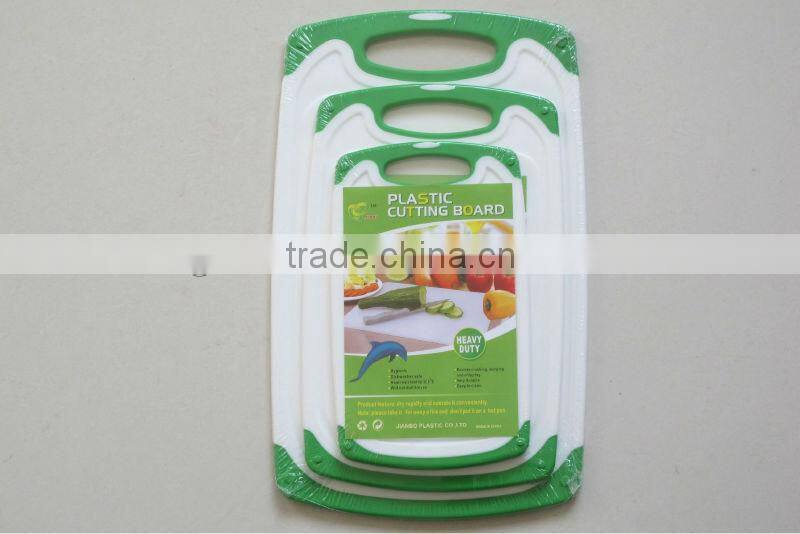 5pcs Kitchen utensil/tool Set With bamboo cutting board