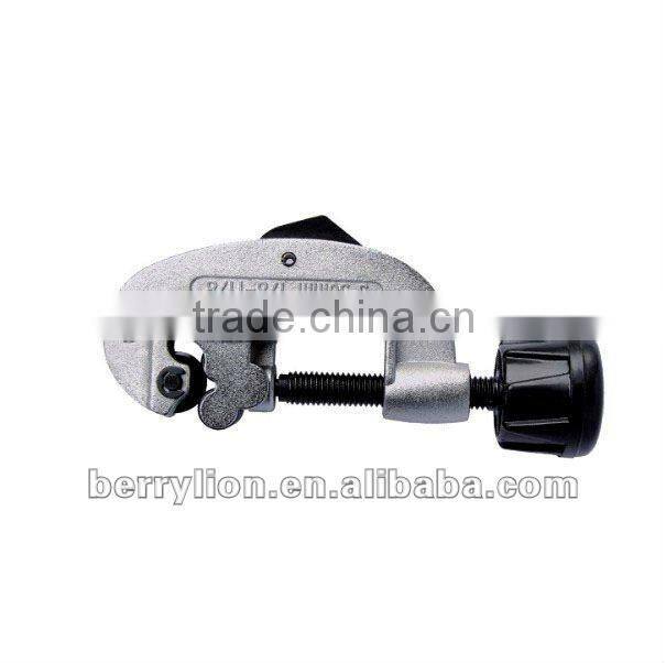 BERRYLION high quality clamp style PVC cutter for air conditioner repairing