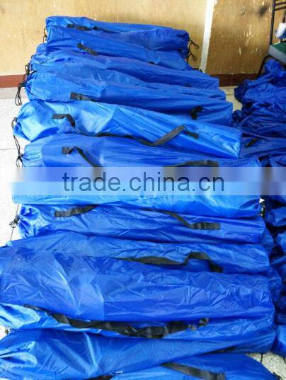 Heavy duty and durable folding camping chair with cup holder