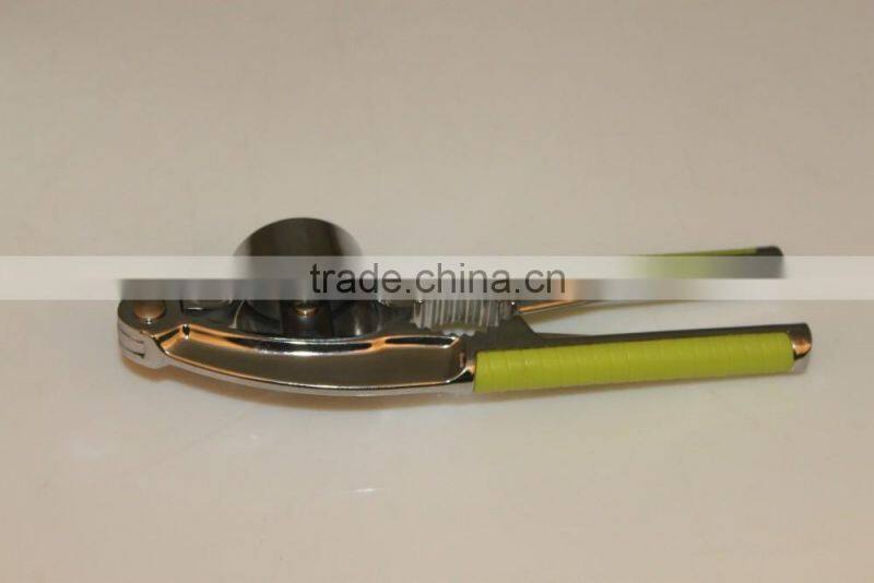 Manual Pecan Nut Cracker Stainless Steel Cashew Nut Cracker