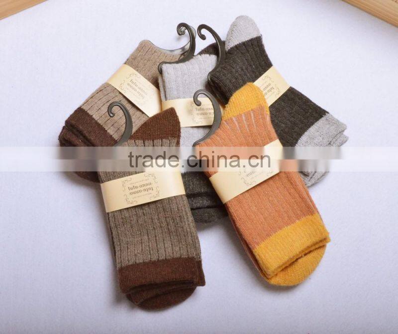 Fashion winter beautiful merino wool socks,new style women retro colorful socks wholesale