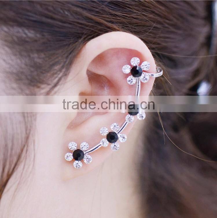 Crescent Shape Flower Rhinestone Right Ear Cuff Clip earrings Golden