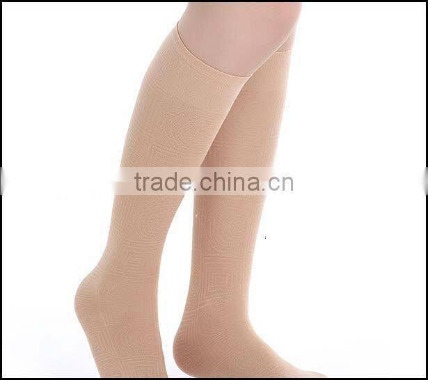 Street Fashion Wholesale Korean Sexy Elegant Anti-Bacterial Jacquard WIith Retro Coin Skin Color Woman 40D 9010 Socks