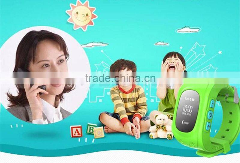 Silicone SOS Phone Emergency GPS Tracker Kid Phone Wrist Watch With SIM Card Slot Phone Call For Children Old People