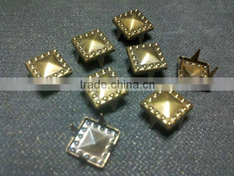 pointed copper stud