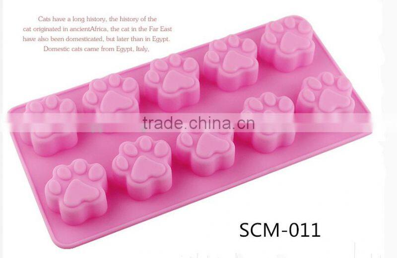 2016 Hot sale food grade FDA and LFGB 11 hole muffin cups silicone cake mold