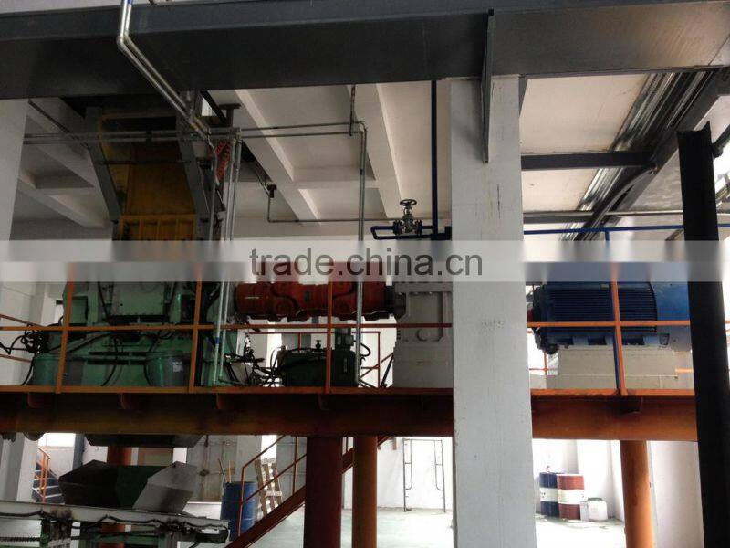 Plastic product machine