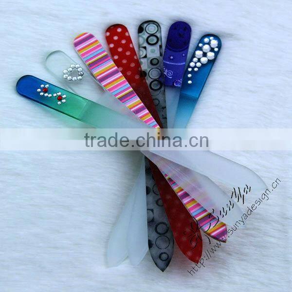 Permanent etched glass nail file