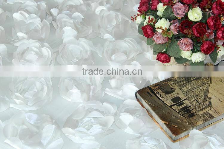 IVORY ROSETTLE TABLE CLOTH /IVORY ROSE EMBROIDERY TABLE CLOTH FOR WEDDING