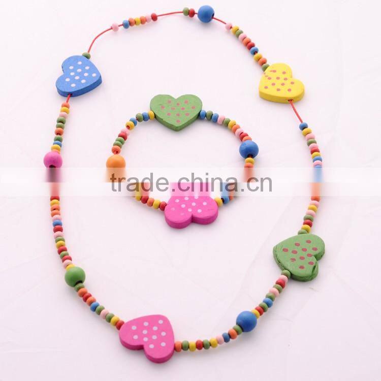 >>>2016 YIWU T&J New Korean style kids candy color heart children fashion handmade beaded necklace bracelet jewelry set/