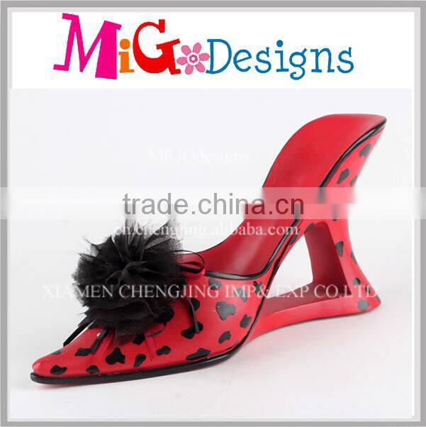 Christmas Novelty Wedding High Heel Shoe Resin Wine Bottle Holder