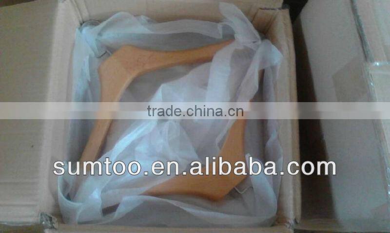 2014 hot selling durable matted luxury wooden hanger