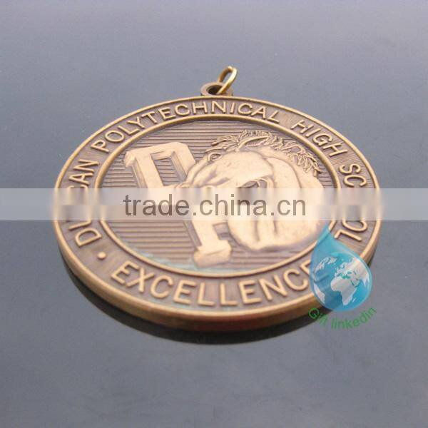 2014 horse zinc alloy badge