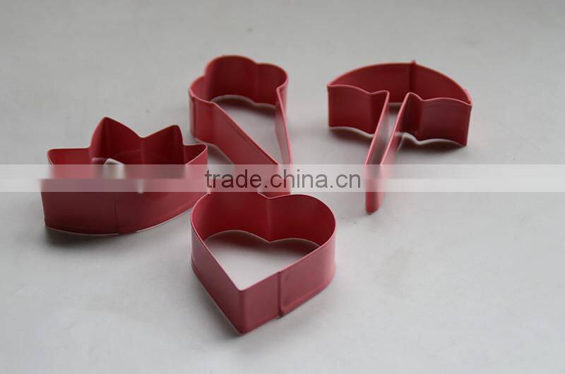 Cheap umbrella shape metal factory biscuits cutters in red color