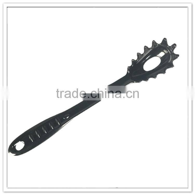 35cm China bulk sell spegahtti spoons, black melamine pasta colander