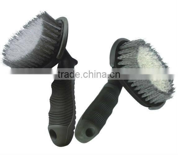 Deluxe Tire & Bumper Brush
