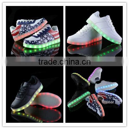 Wholesale 8 colors changeable flashing led light running shoes