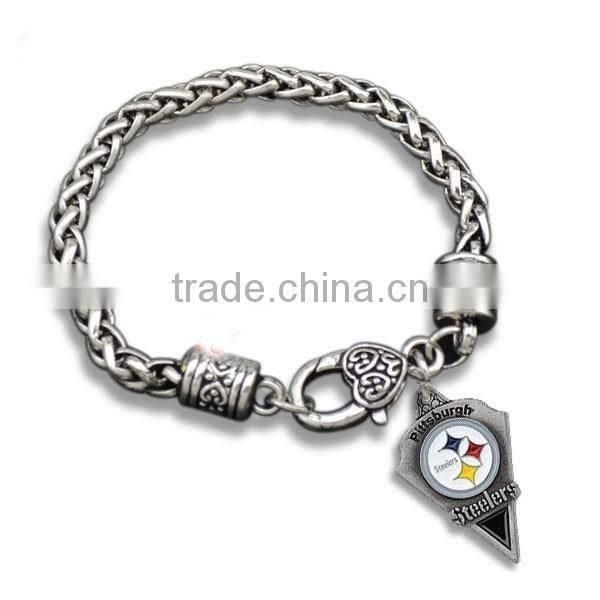 2016 twist chain bracelet custom MOM heart charm bracelet fashion style clasp bracelet for Mother's Day