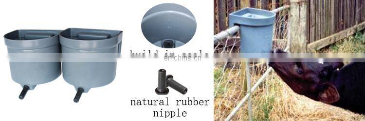 Calf Feeding Bucket Plastic Bucket For Horse Feeding 8L 4L