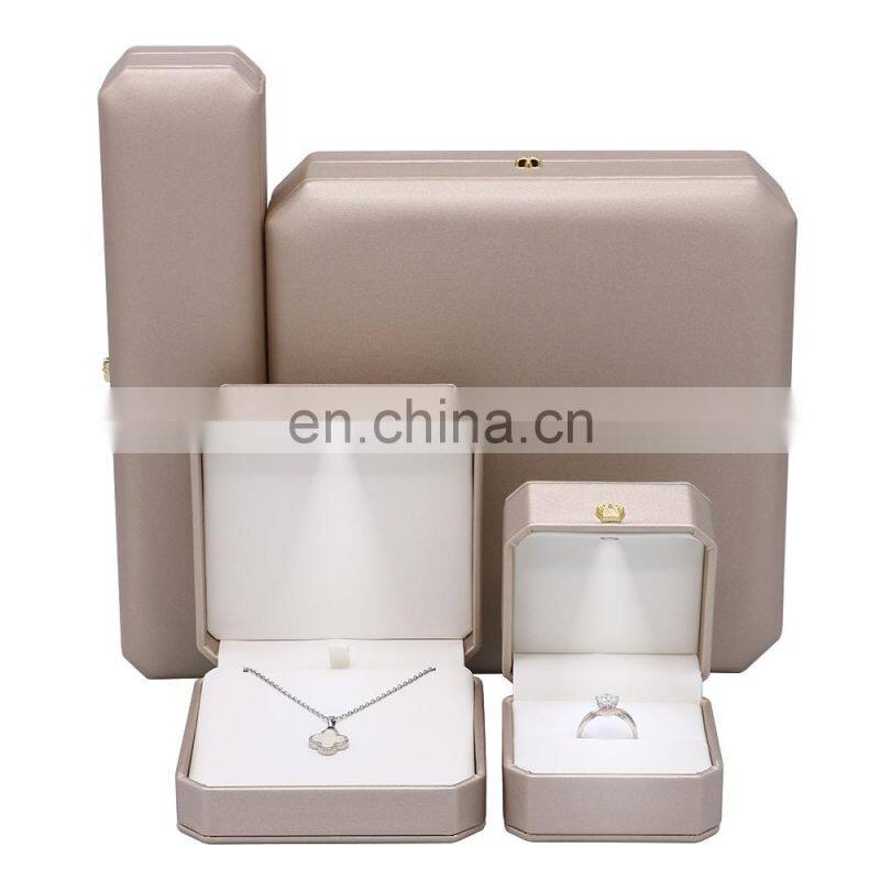 Unique Design Champagne Color Led Jewelry Box With Logo Jewelry Ring Box