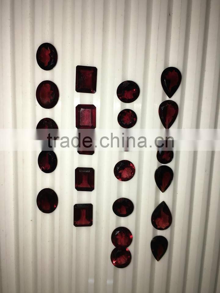 Red Garnet Brilliant Cut Gemstones