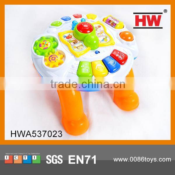 High Quality BO 8 Inch Sitting Singing Santa/Snowman (Battery Included)