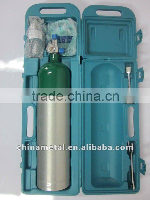 Medical portable oxygen breathing apparatus
