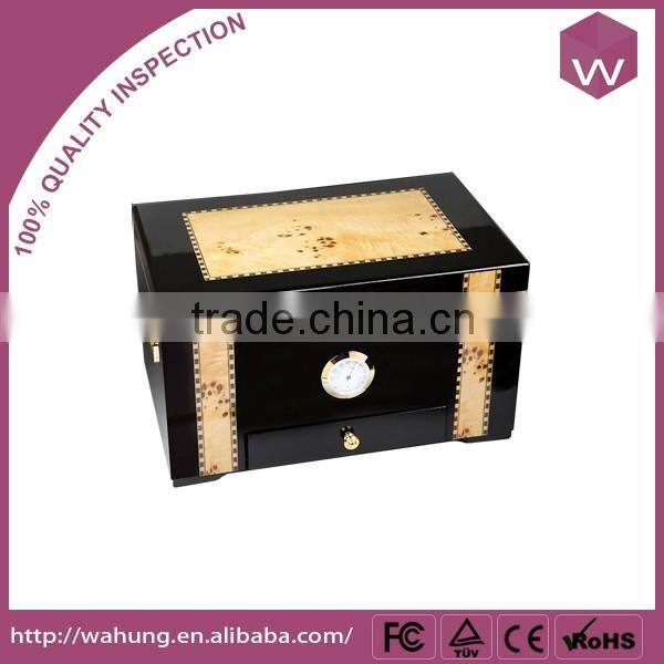 Custom High-End Cohib Cigar Wooden Case With Black Glossy Finishing