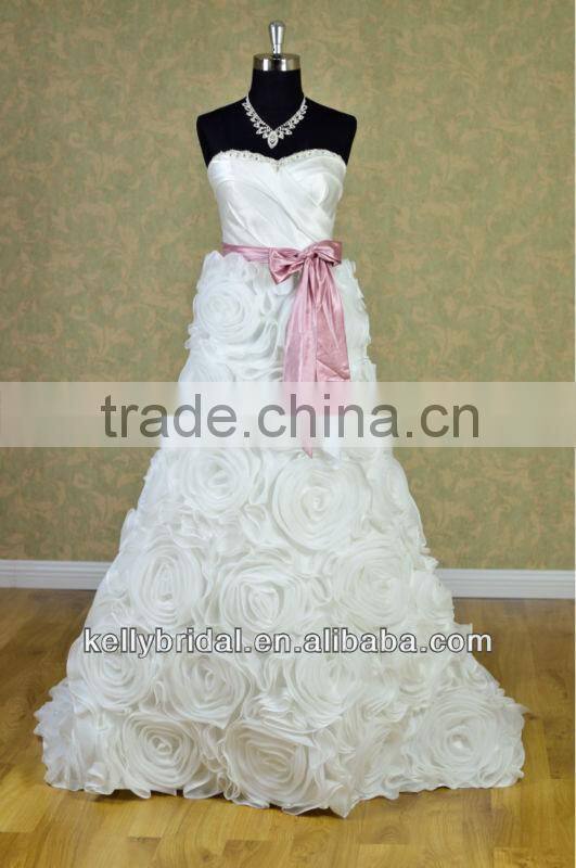 New style strapless intensive hand make flowers discount bridal gown