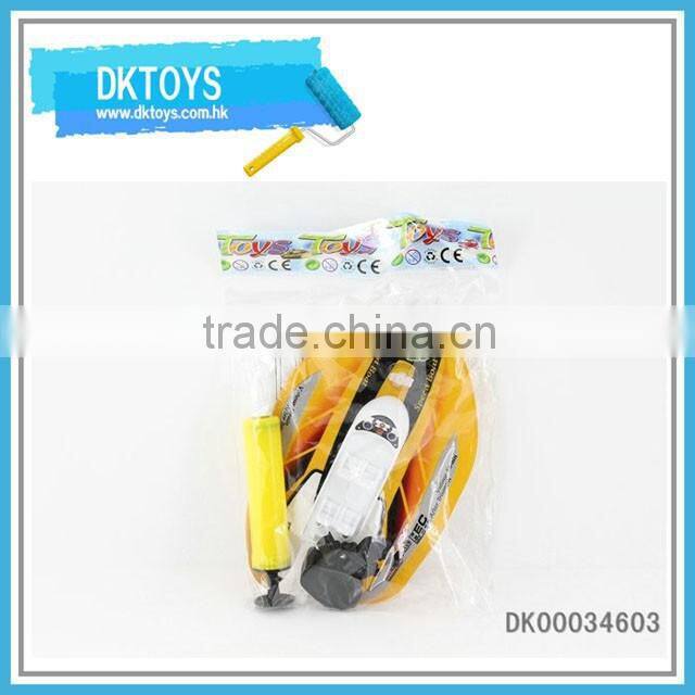 Water toys inflatable wind up boat with inflatable tube