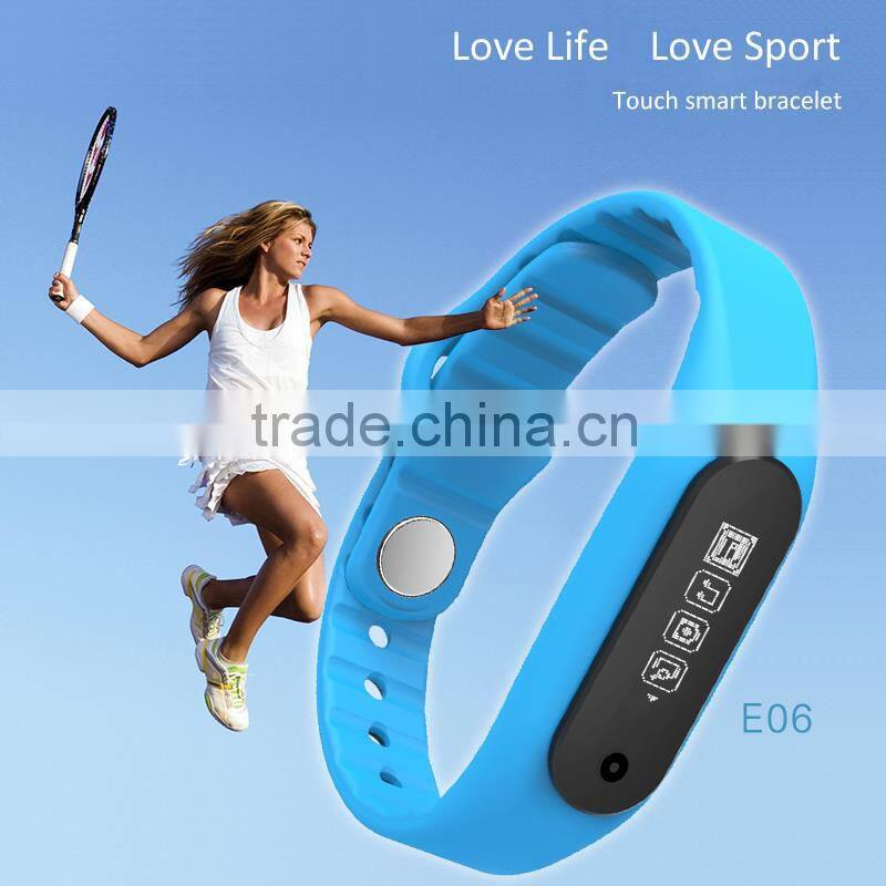 touch screen vibrating IP57 waterproof bluetooth E06 smart bracelet