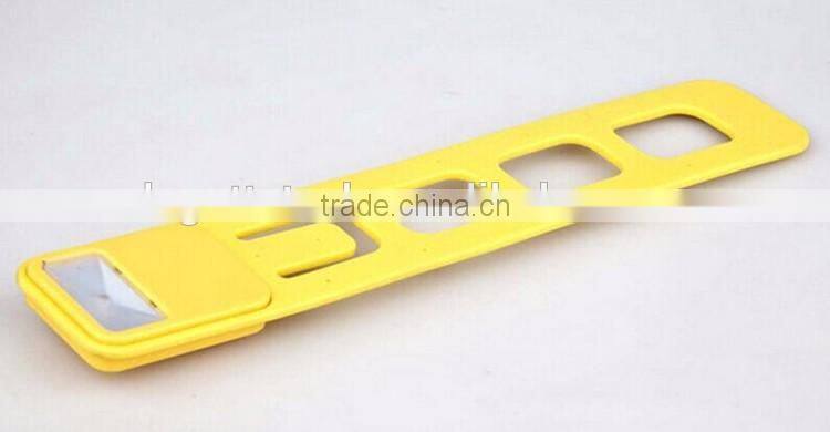 Plastic novelty design hot sale good quality power folding bookmark light