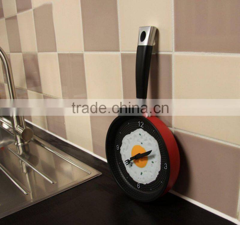 2015 newest frying pan clock pan wall clock noverlty wall clock home decor pan clock promotion clock gift clock kithchen clock