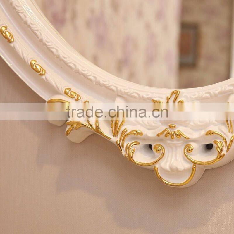 Graceful flower carving oval wall mirror
