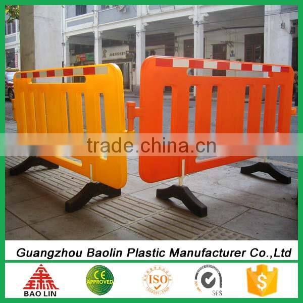 High quality red or yellow colour used road crash barrier for sale in China