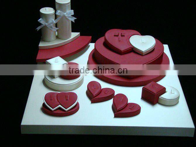 window leather jewelry display set