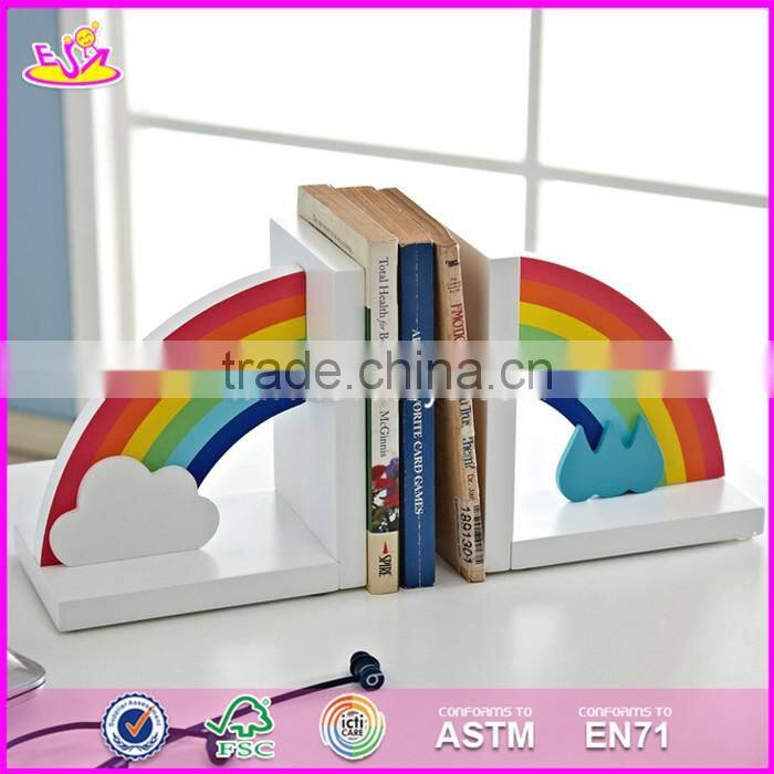 2017 brand new children rainbow wooden decorative bookends for sale W08D065
