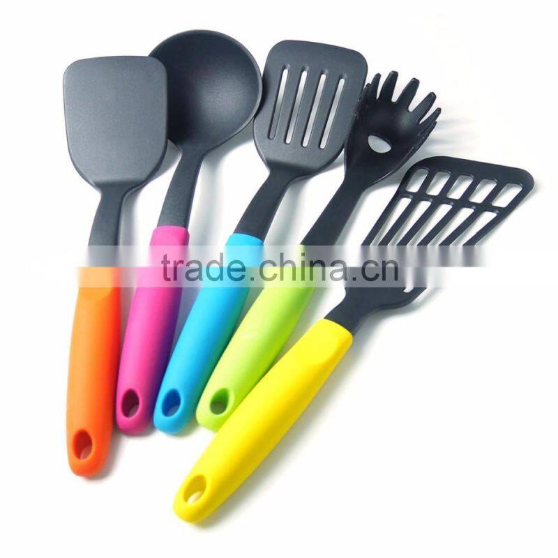 Amazon hot FDA multi color Heat Resistant silicone kitchen utensils,silicone 5-pcs cooking utensils