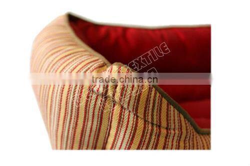 Lovely dog bed/cat bed