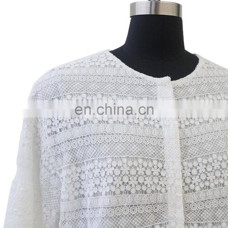 2016 new design round neck ladies long sleeves white lace blouse
