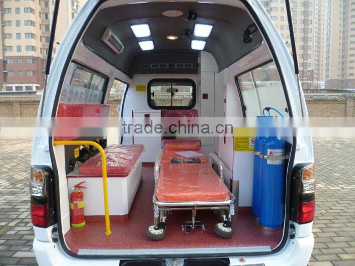 Golden Dragon Ambulance XML5036XJH28 (RHD, Diesel engine)