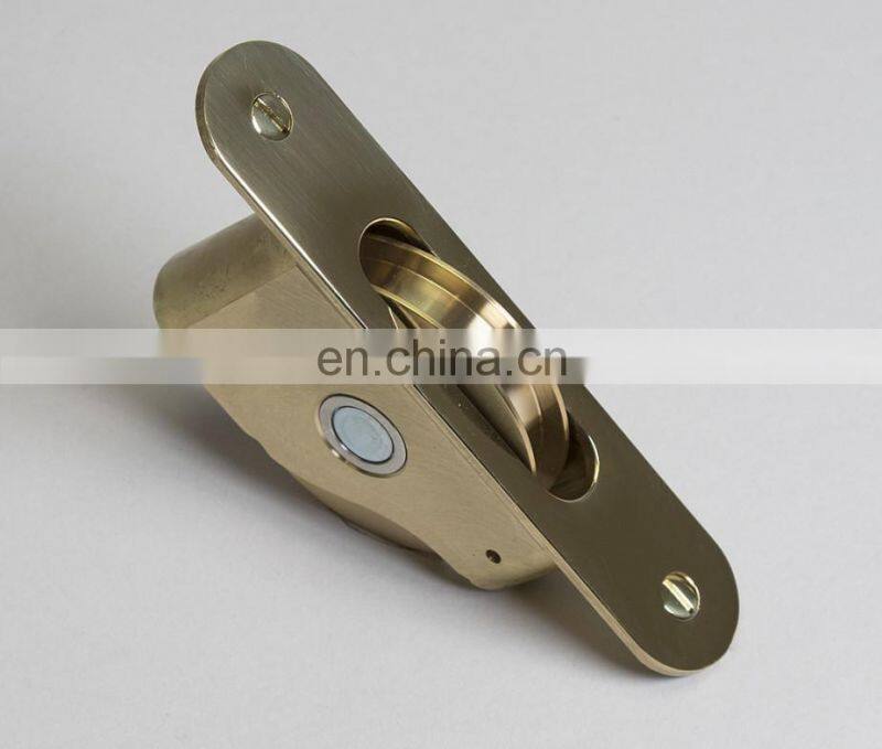 Forged brass wheel sash window pulley for window sash pulley