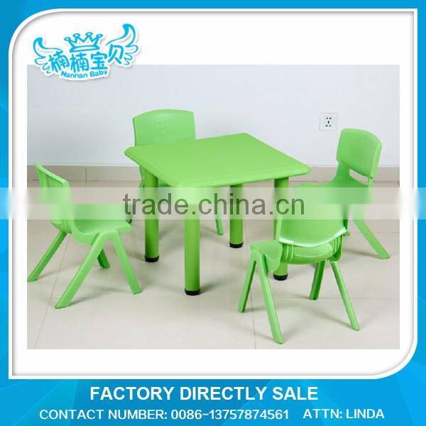 Cheap and high quality table and chair for kids in school
