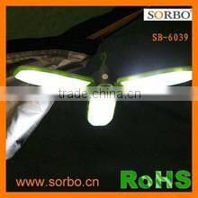 2016 Trending Products Dynamo Digital Display LED Torch AM/FM Solar Rechargable Radio Flashlight