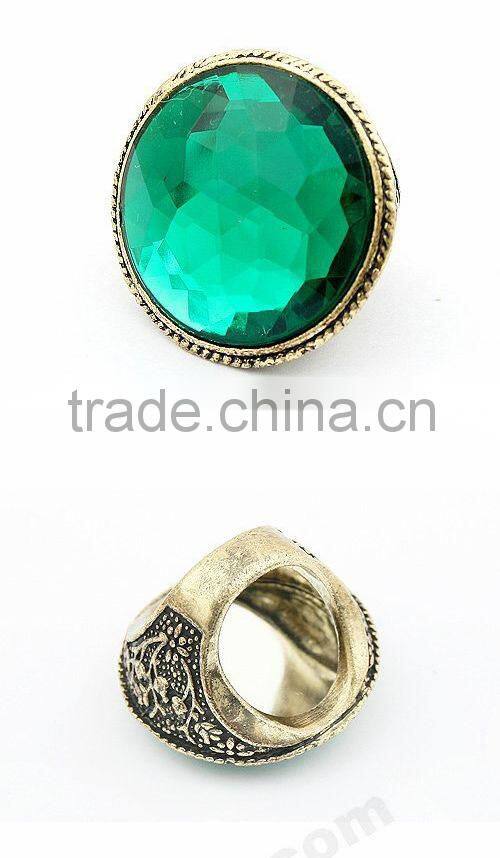 Green Big Round Gemstone Cutting Flower Vintage Ring Jewelry For Women