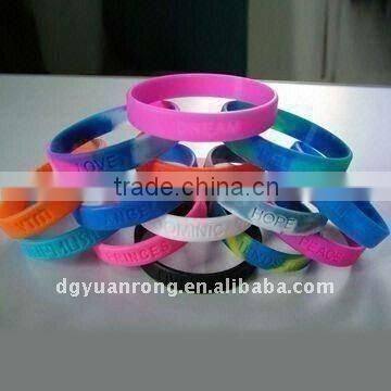 YR432 Silicone Wristbands